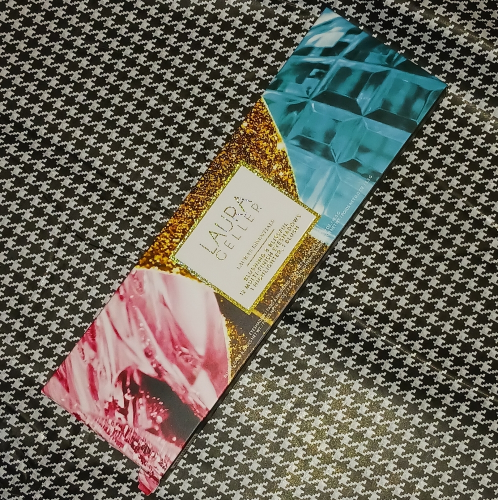 *SEALED* Laura Geller Laura's Essentials Eyeshadow Blush Highlighter - Picture 2 of 9